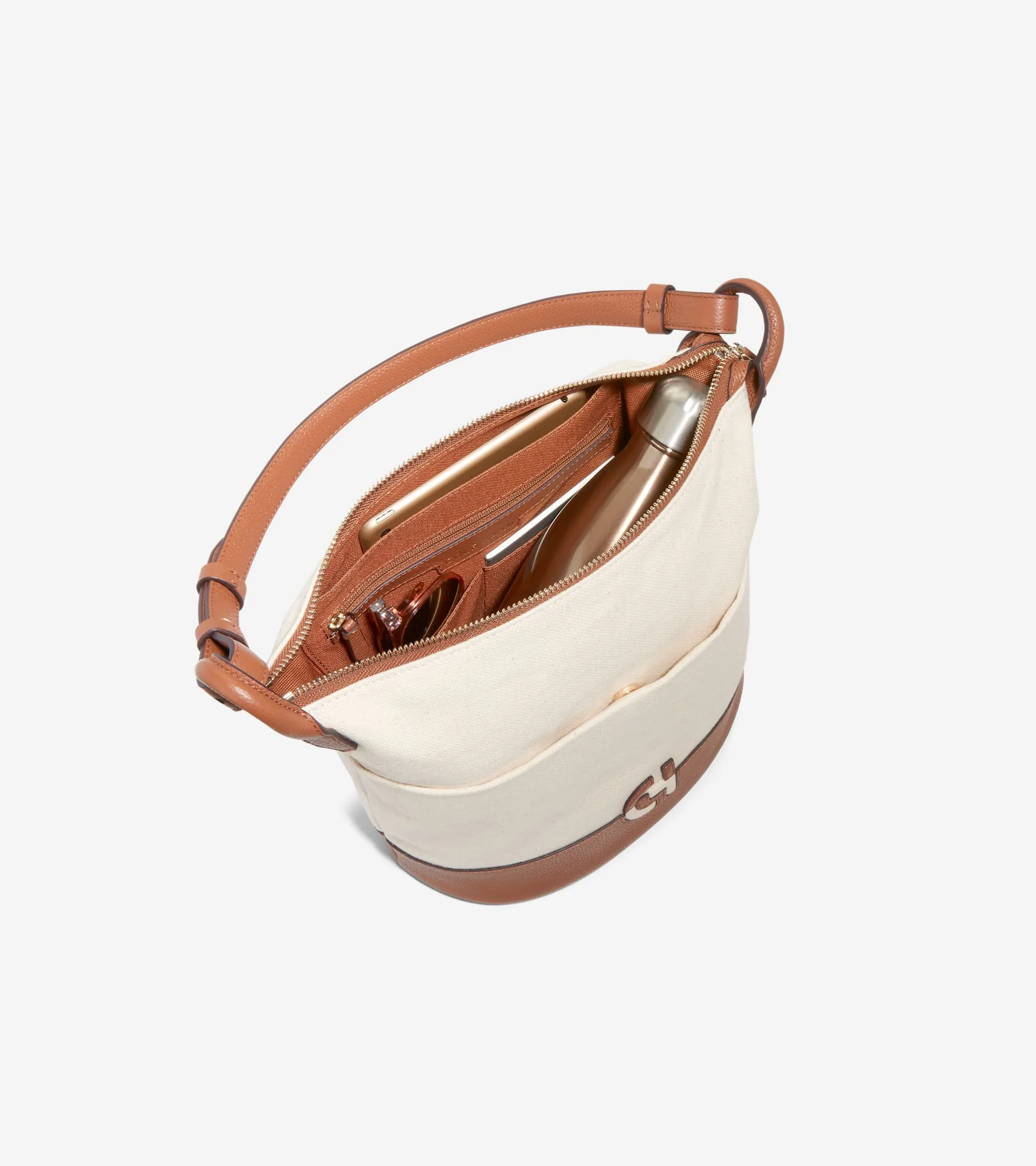 Сумка Essential Soft Bucket Bag