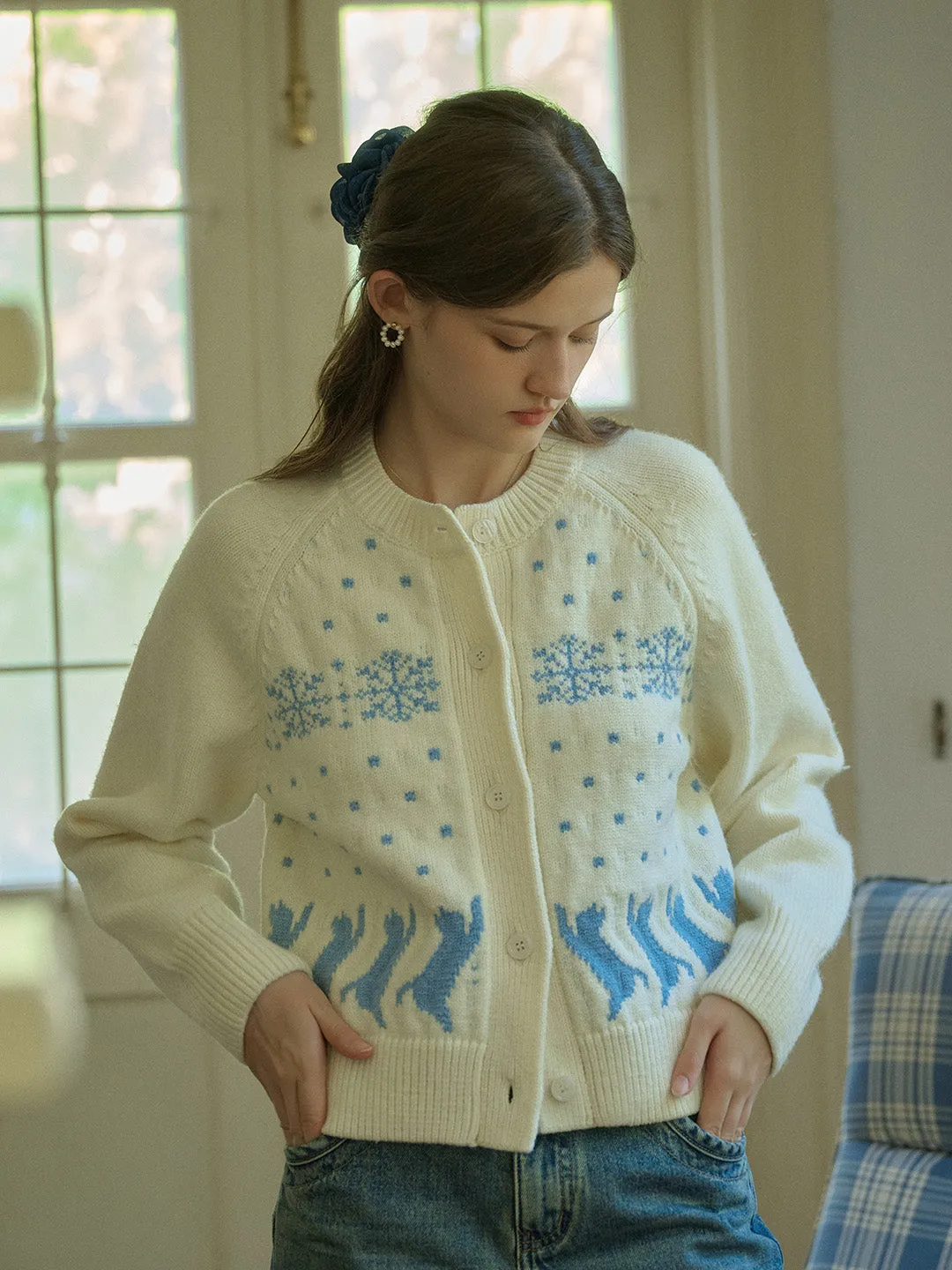 Aleena Fair Isle Classic Crew Neck Cat Snowflake Contrast Cardigan