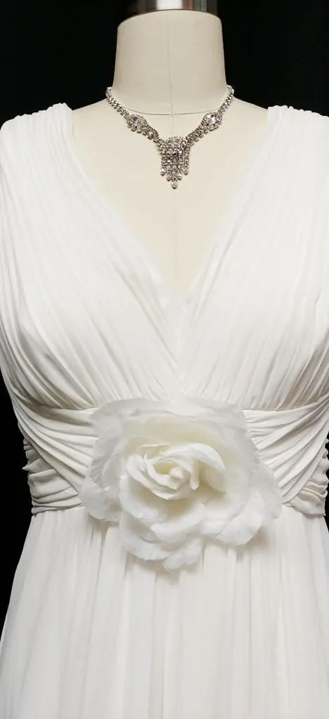 NEW - GLAMOROUS OLEG CASSINI GODDESS PLEATED EVENING GOWN, CRUISE OR  WEDDING GOWN ADORNED WITH A HUGE ROSE