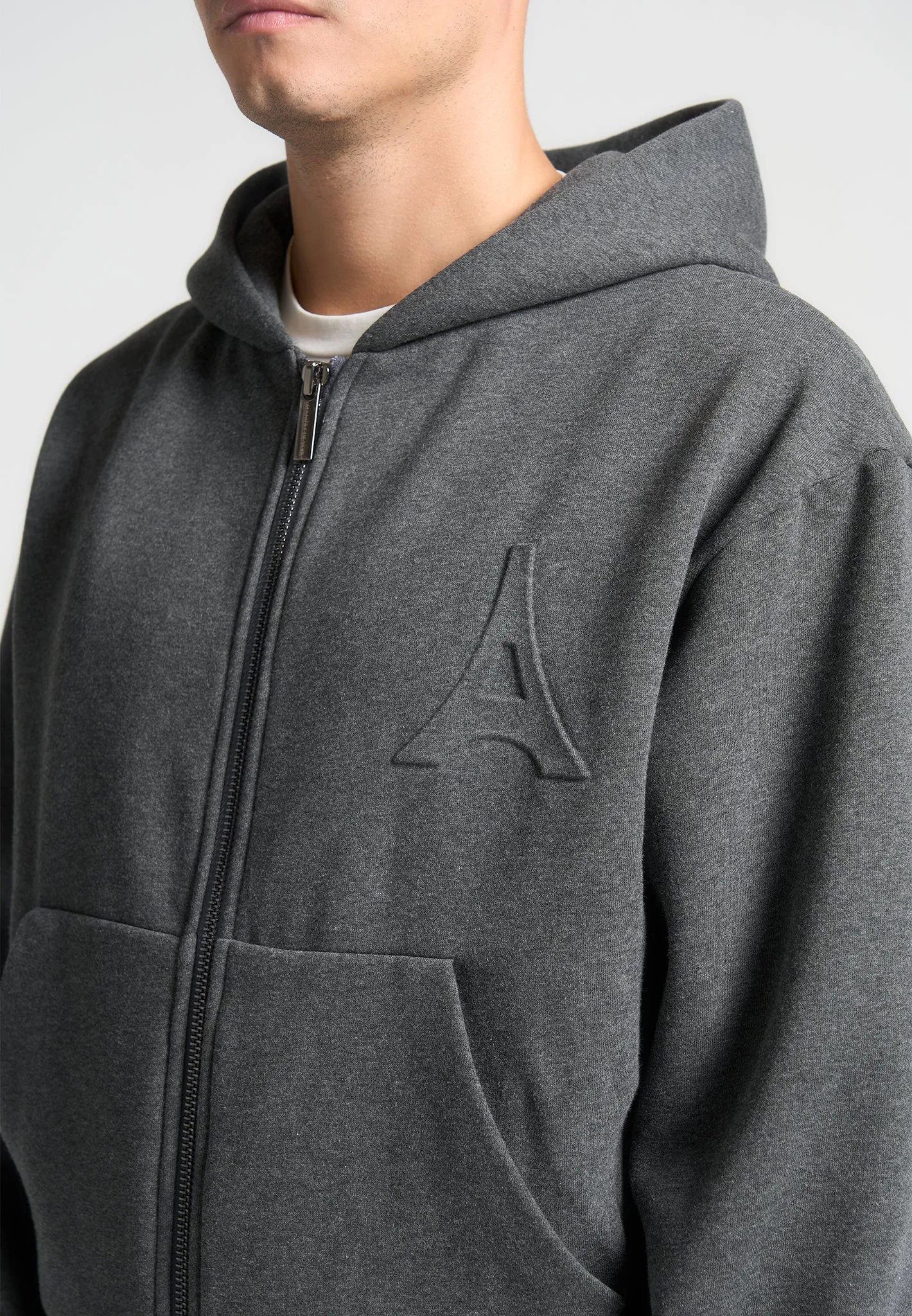 Éternel 420GSM Eiffel Embossed Zip Hoodie - Dark Grey